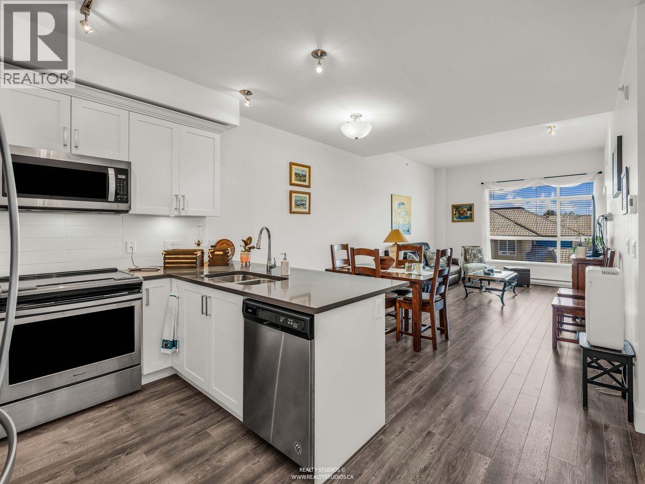 412 2436 Kelly Avenue, Port Coquitlam, British Columbia  V3C 1Y4 - Photo 8 - R3143349