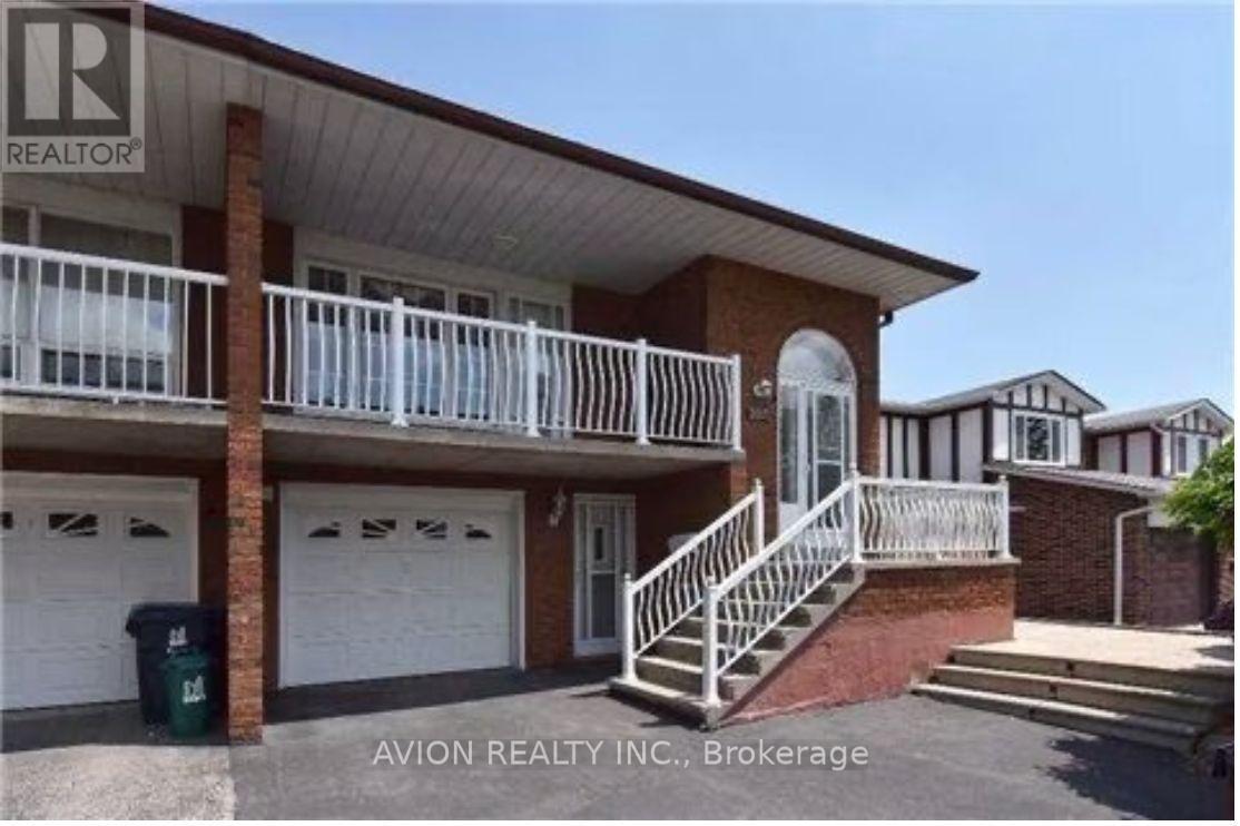 UPPER 267 CHEROKEE BOULEVARD, Toronto, Ontario