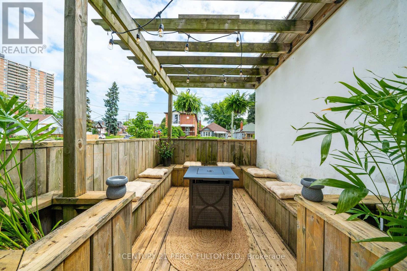 74 St. Dunstan Drive, Toronto, Ontario  M1L 2V5 - Photo 15 - E13541222