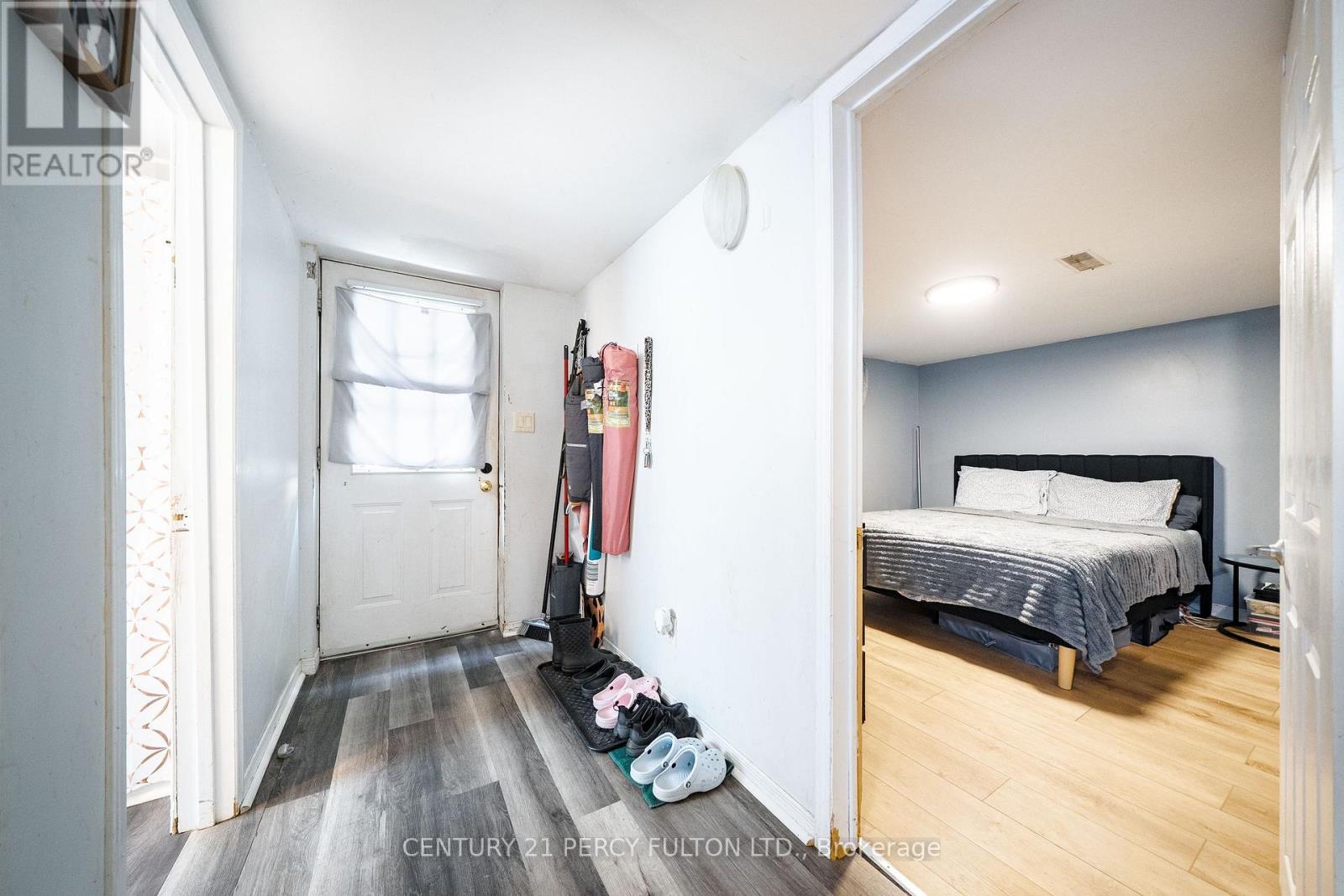 74 St. Dunstan Drive, Toronto, Ontario  M1L 2V5 - Photo 25 - E13541222