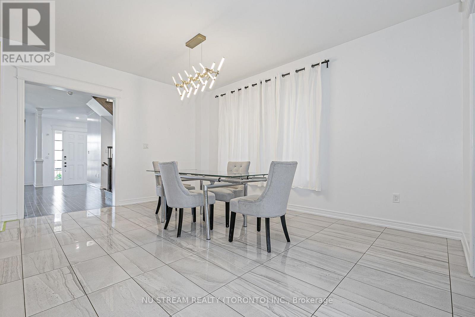 194 Paradelle Drive, Richmond Hill, Ontario  L4E 0E4 - Photo 21 - N13541204