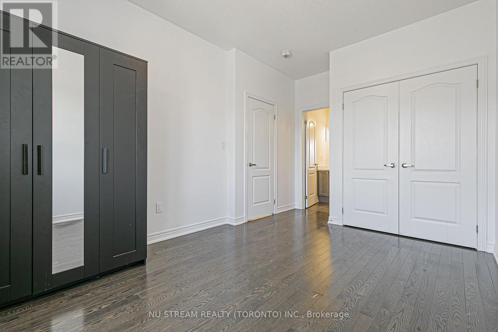 194 Paradelle Drive, Richmond Hill, Ontario  L4E 0E4 - Photo 35 - N13541204