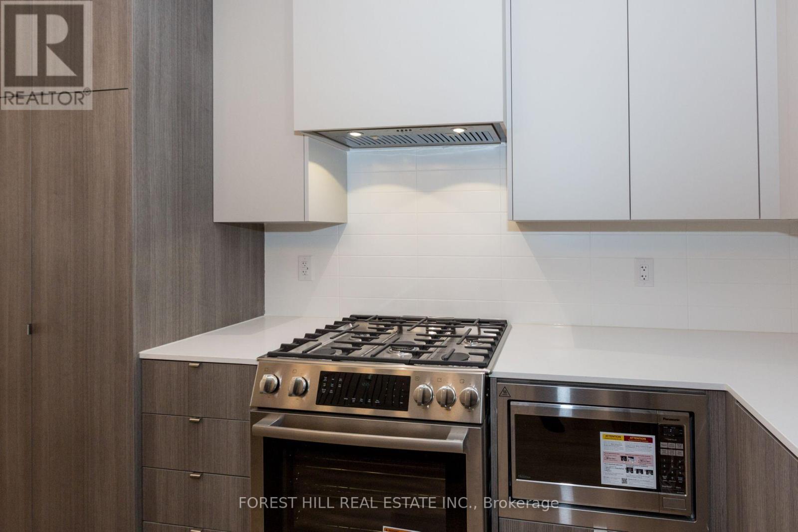 138 Alton Crescent, Vaughan, Ontario  L4J 0M1 - Photo 5 - N13541206
