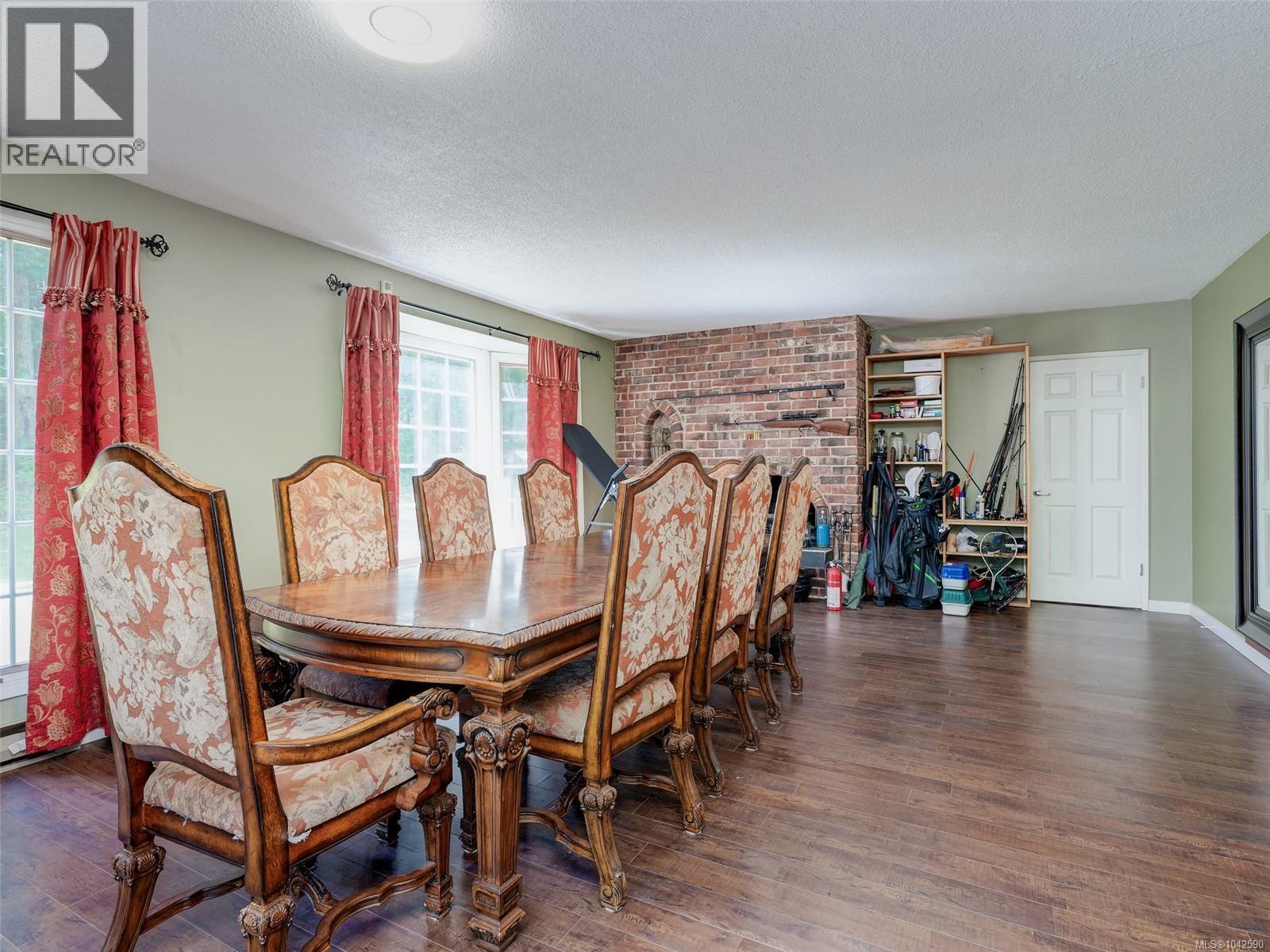 300 Meadow Way