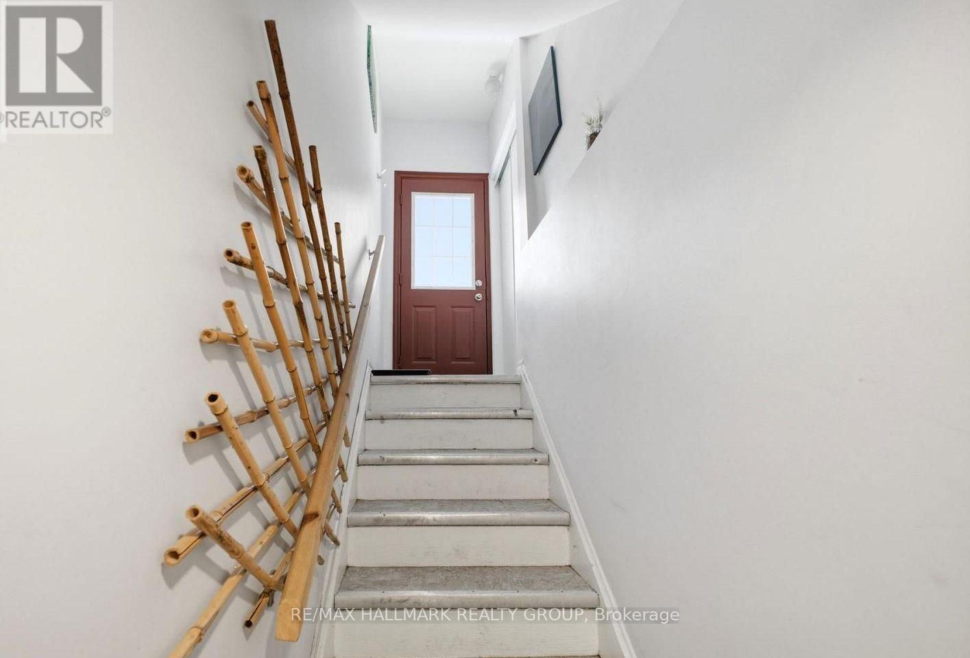 B - 172 Cobourg Street, Ottawa, Ontario  K1N 8H5 - Photo 2 - X13541262