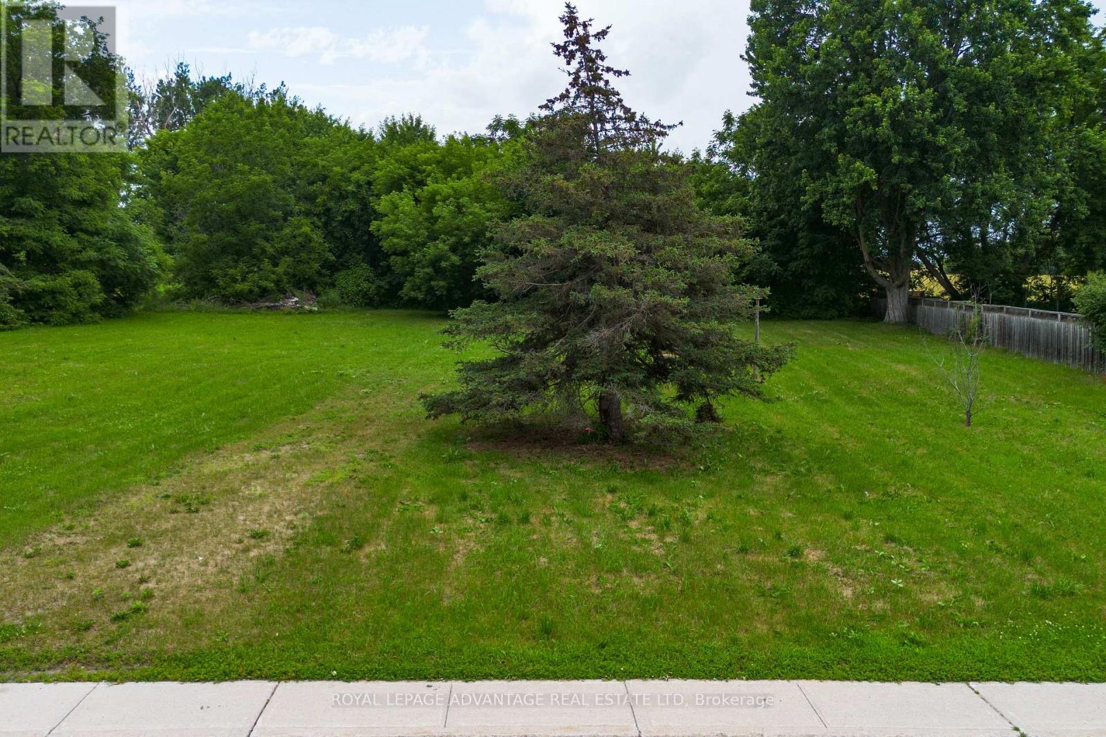 10561 Main Street, North Dundas, Ontario  K0E 1W0 - Photo 12 - X13541238
