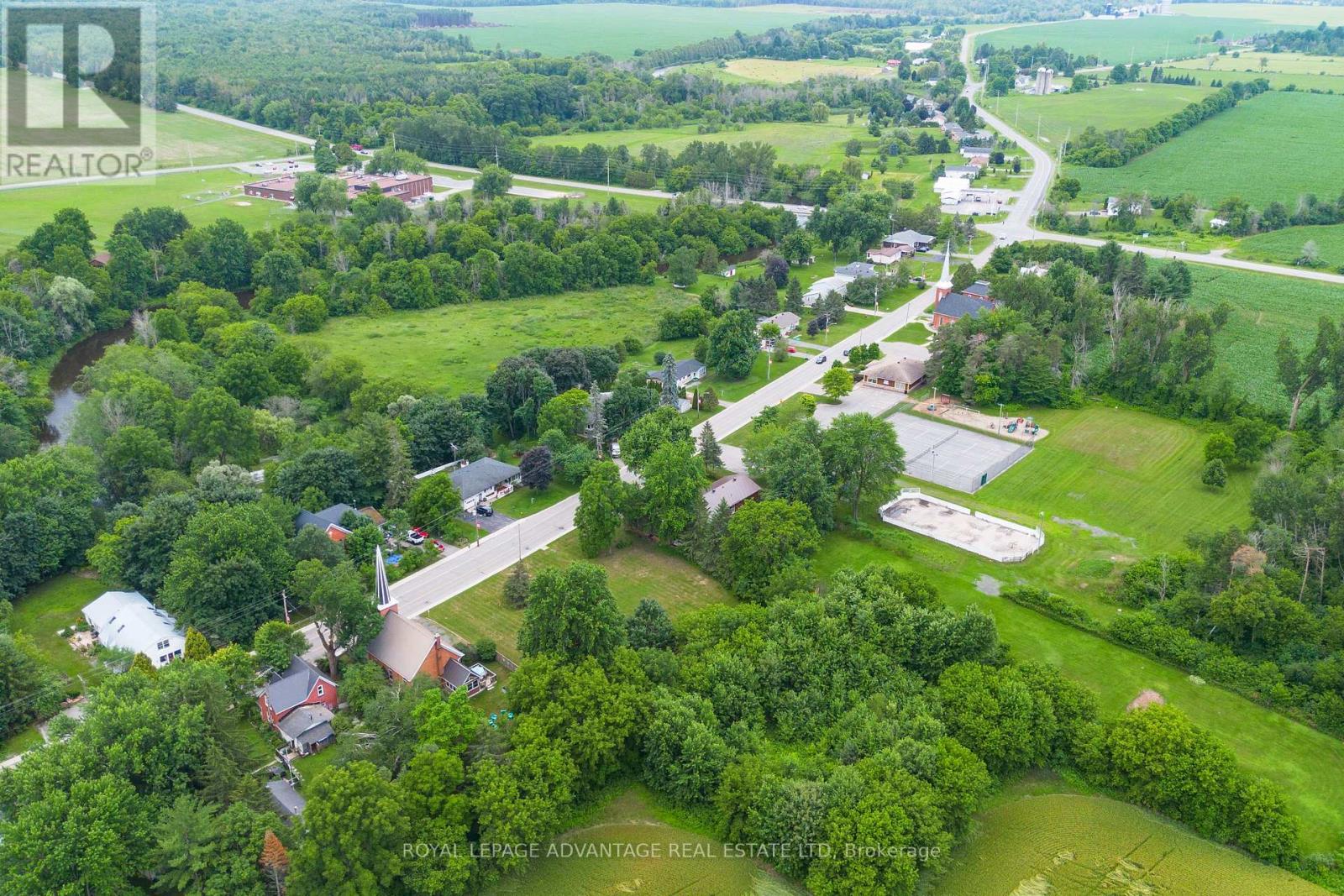 10561 Main Street, North Dundas, Ontario  K0E 1W0 - Photo 6 - X13541238