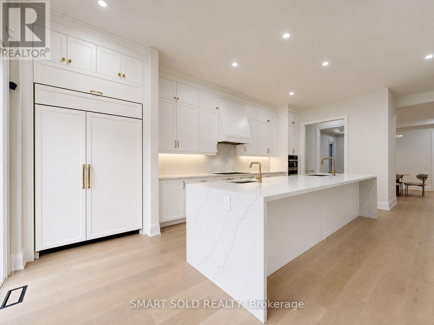 181 Milky Way Drive, Richmond Hill, Ontario  L4C 5H3 - Photo 5 - N13535950
