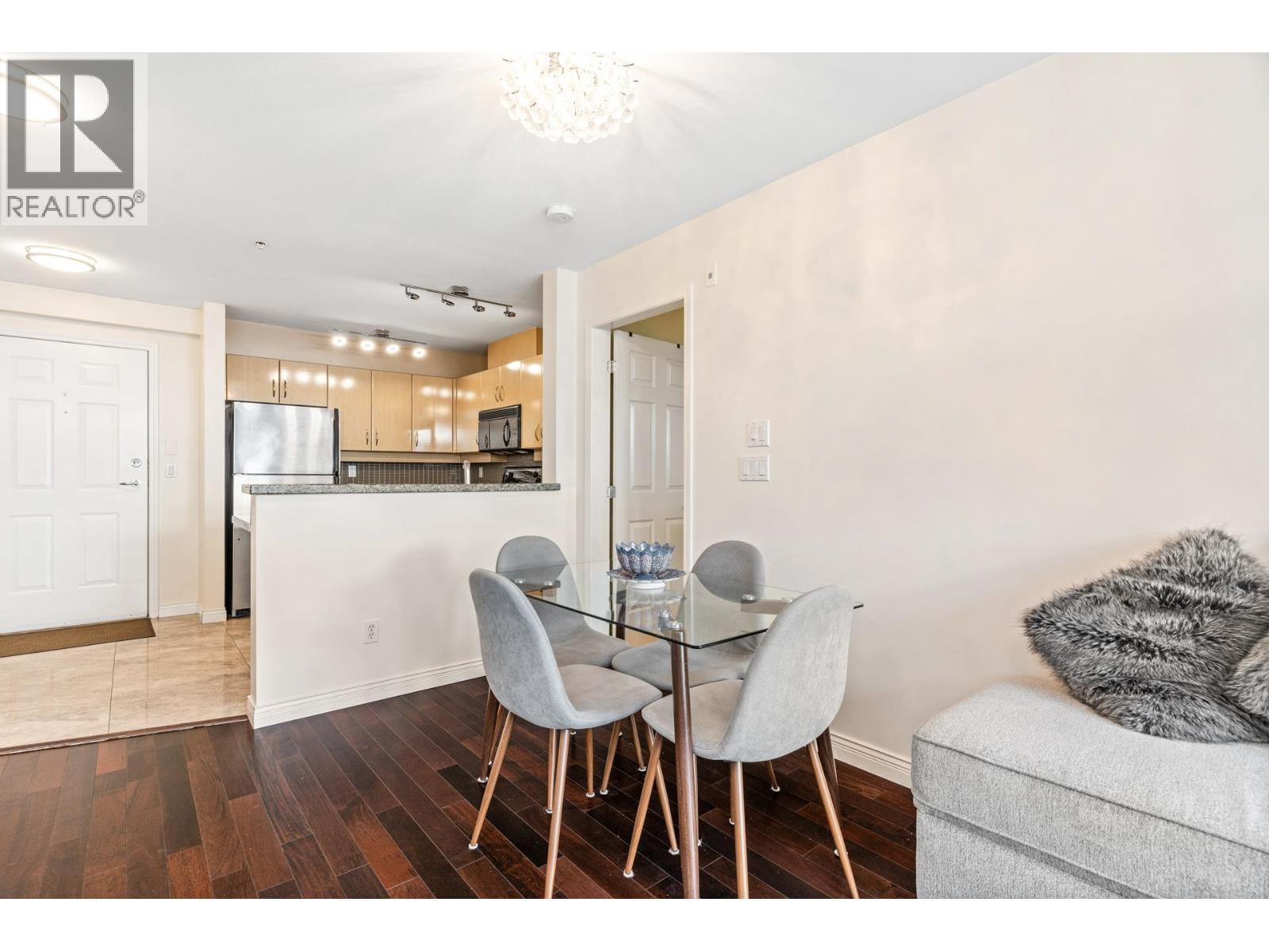 411 345 Lonsdale Avenue, North Vancouver, British Columbia  V7M 3M9 - Photo 8 - R3144489