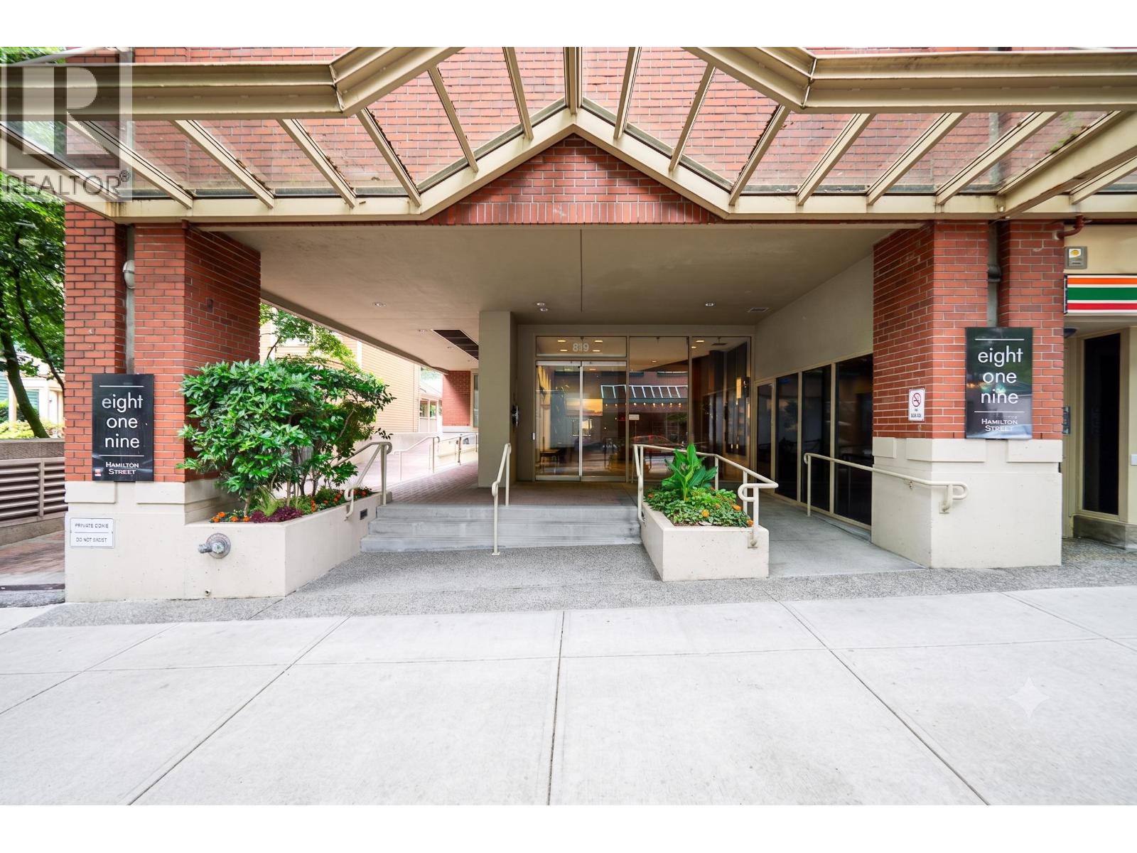 701 819 Hamilton Street, Vancouver, British Columbia  V6B 6M2 - Photo 25 - R3144497