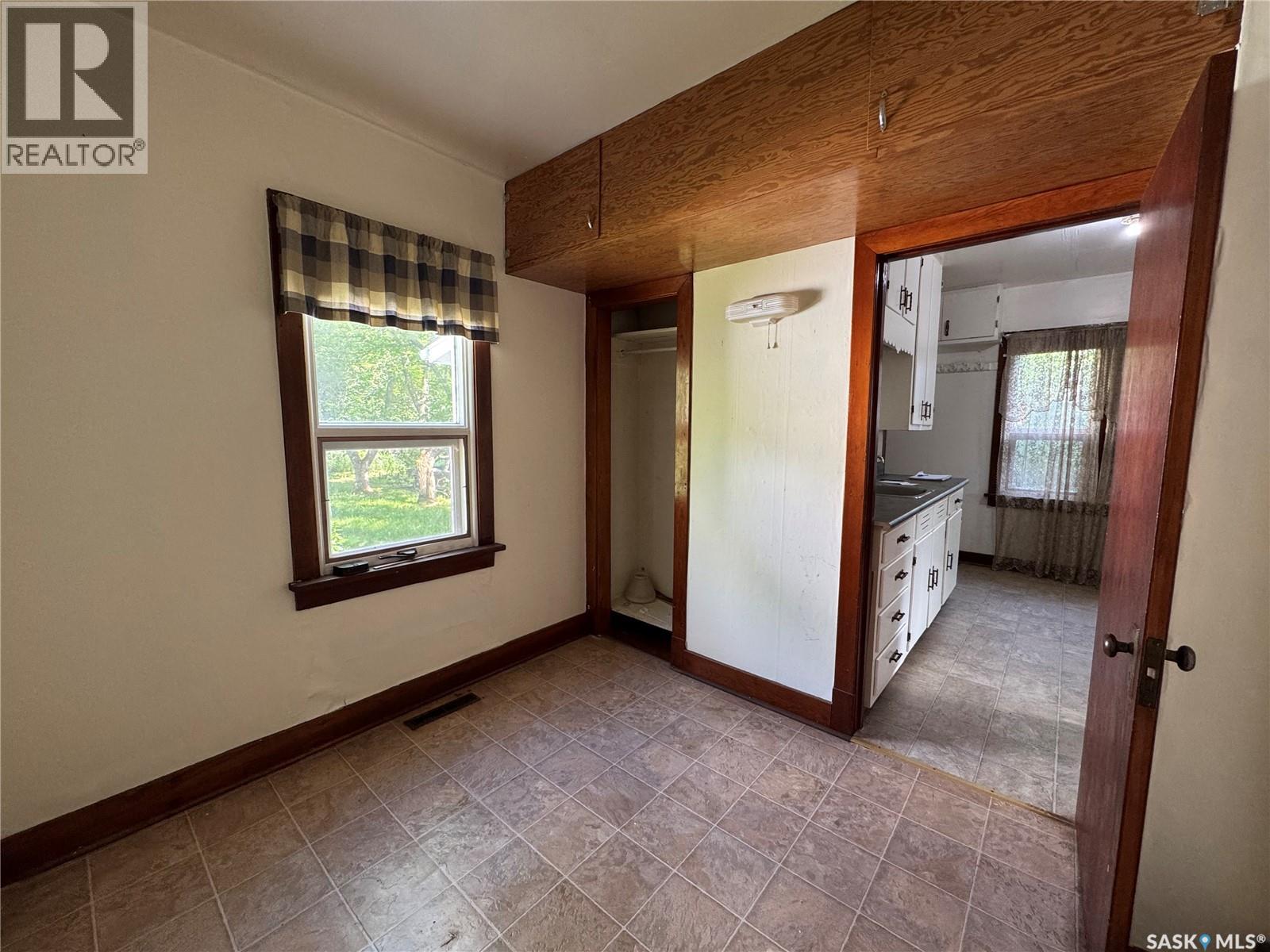 409 Richmond Street, Wolseley, Saskatchewan  S0G 5H0 - Photo 13 - SK042034