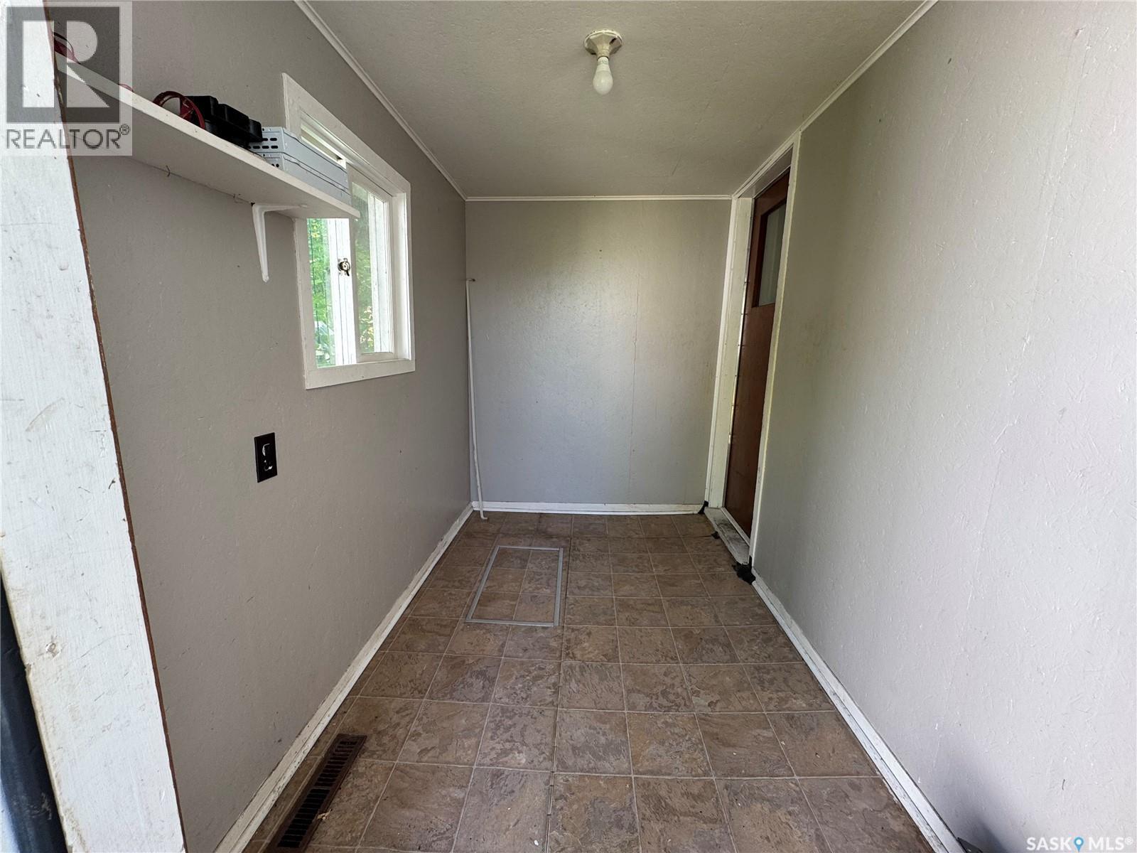 409 Richmond Street, Wolseley, Saskatchewan  S0G 5H0 - Photo 14 - SK042034