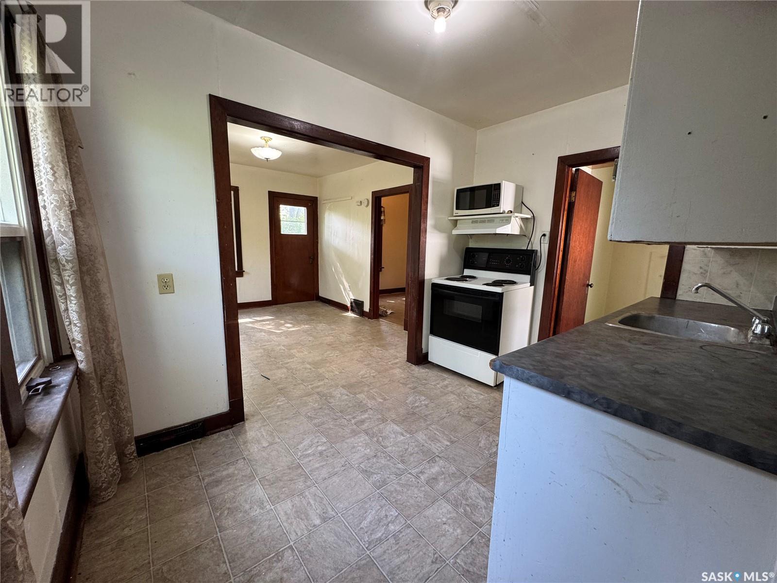 409 Richmond Street, Wolseley, Saskatchewan  S0G 5H0 - Photo 6 - SK042034