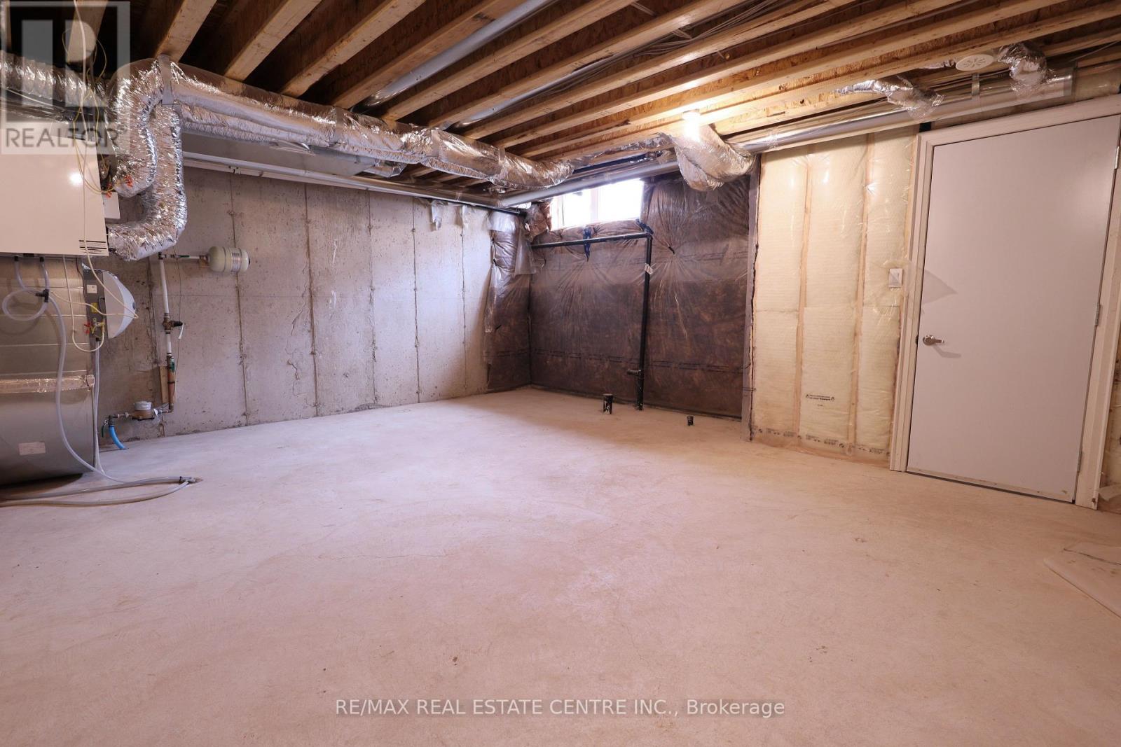 3298 Taha Gardens, Oakville, Ontario  L6M 4K1 - Photo 33 - W13538512