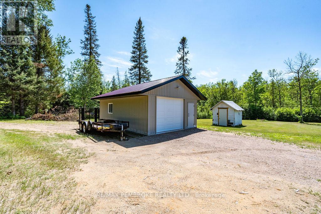 37335 Highway 17 Highway, Laurentian Hills, Ontario  K0J 2B0 - Photo 27 - X13541308