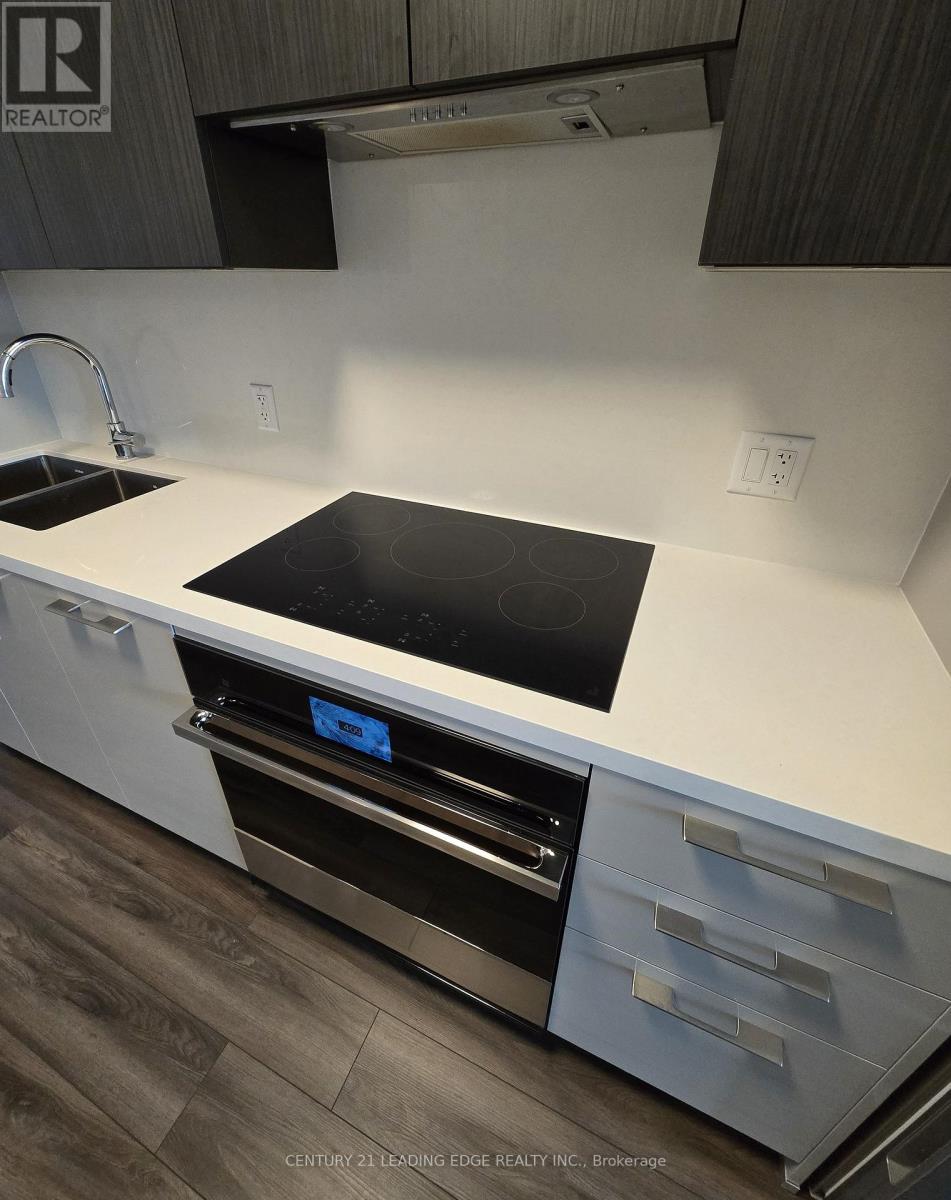 1101 - 8 Water Walk Drive, Markham, Ontario  L3R 6L4 - Photo 3 - N13541296
