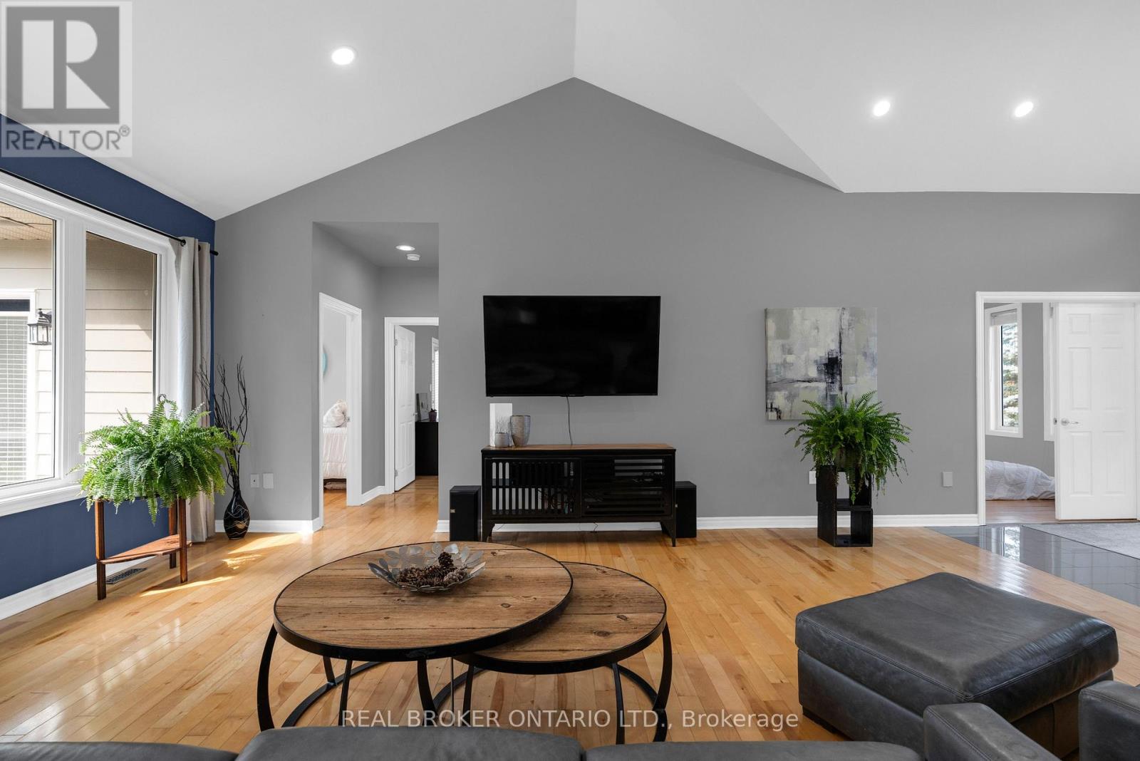 97 Highland Drive, Oro-Medonte, Ontario  L0L 2L0 - Photo 29 - S13541312