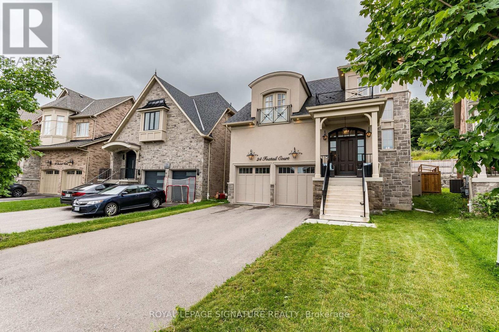 24 Foxtail Court, Halton Hills, Ontario  L7G 6N7 - Photo 2 - W13541280