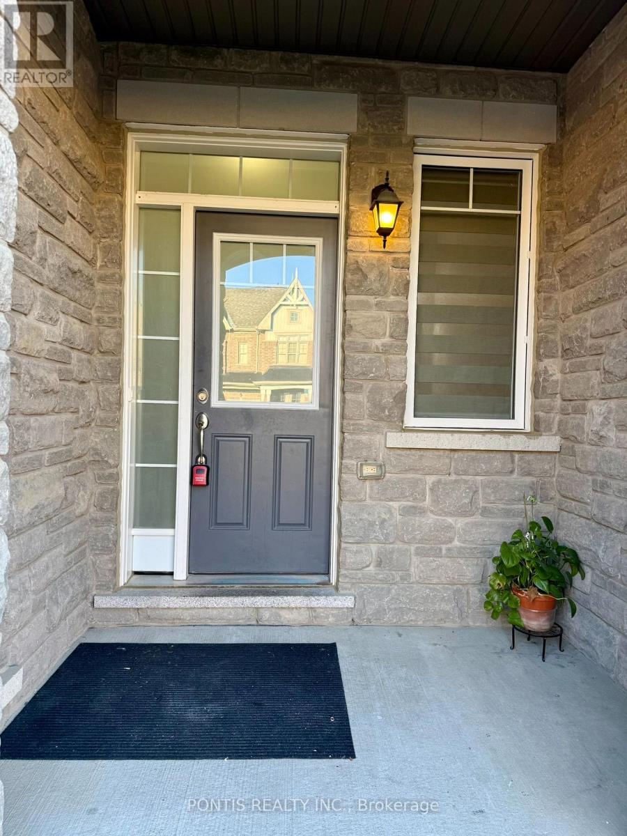 47 Phyllis Drive, Caledon, Ontario  L7C 4E2 - Photo 2 - W13541314