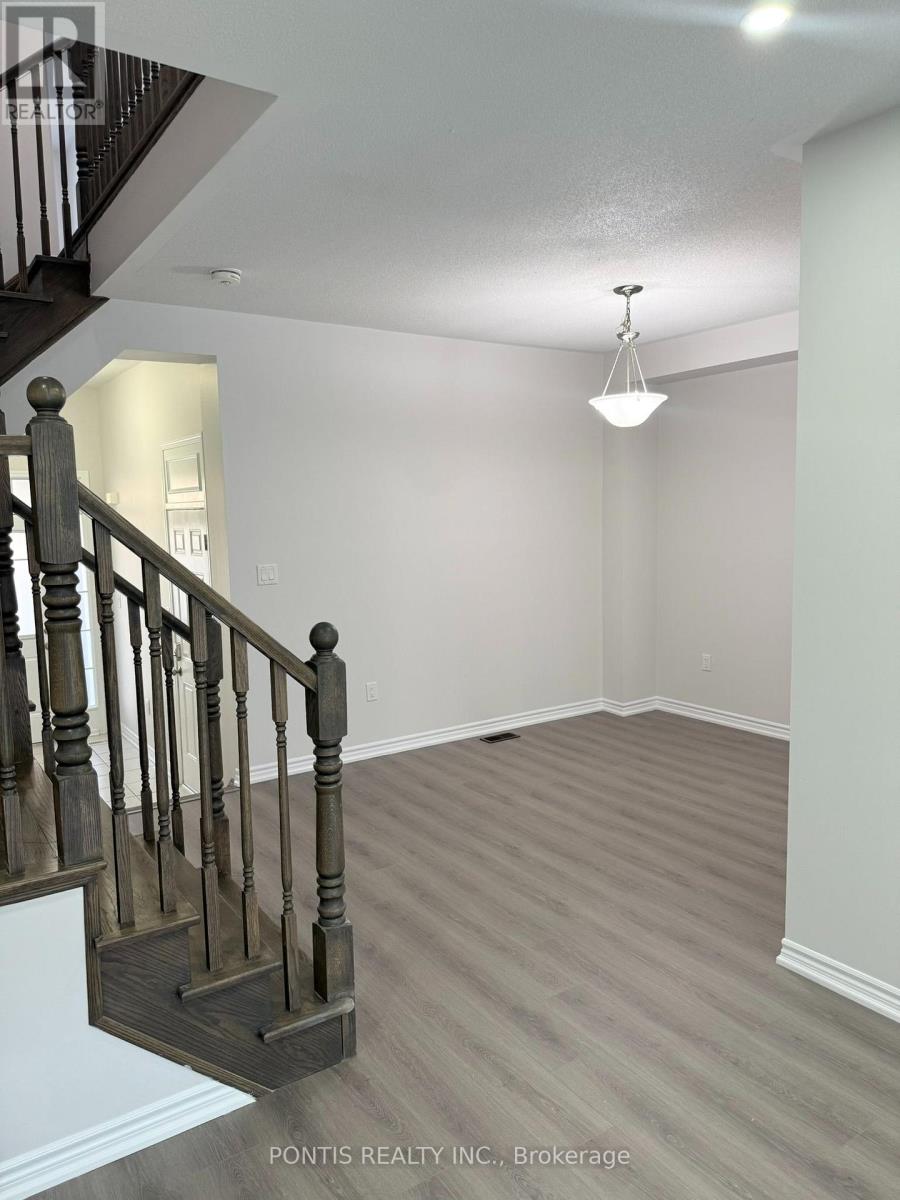 47 Phyllis Drive, Caledon, Ontario  L7C 4E2 - Photo 8 - W13541314
