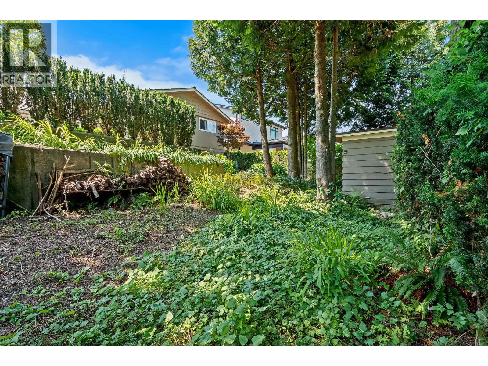 7965 Burnfield Crescent, Burnaby, British Columbia  V5E 2B8 - Photo 27 - R3144500