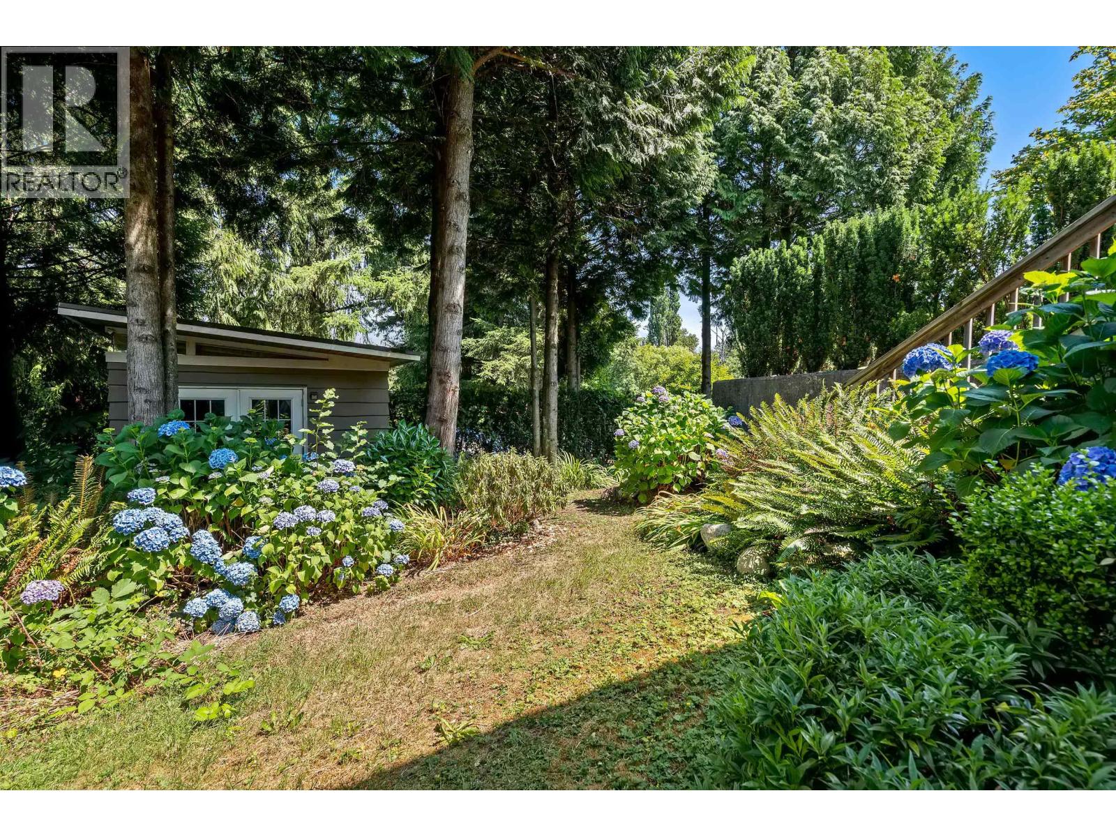 7965 Burnfield Crescent, Burnaby, British Columbia  V5E 2B8 - Photo 29 - R3144500