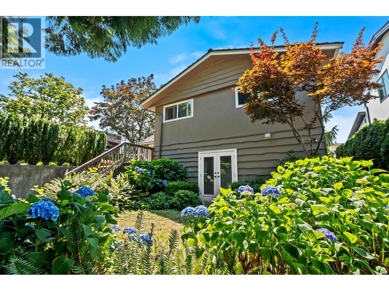 7965 Burnfield Crescent, Burnaby, British Columbia  V5E 2B8 - Photo 34 - R3144500