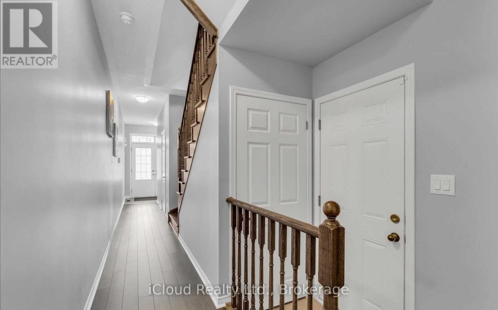 23 Edsel Road, Brampton, Ontario  L7A 4K6 - Photo 5 - W13541338