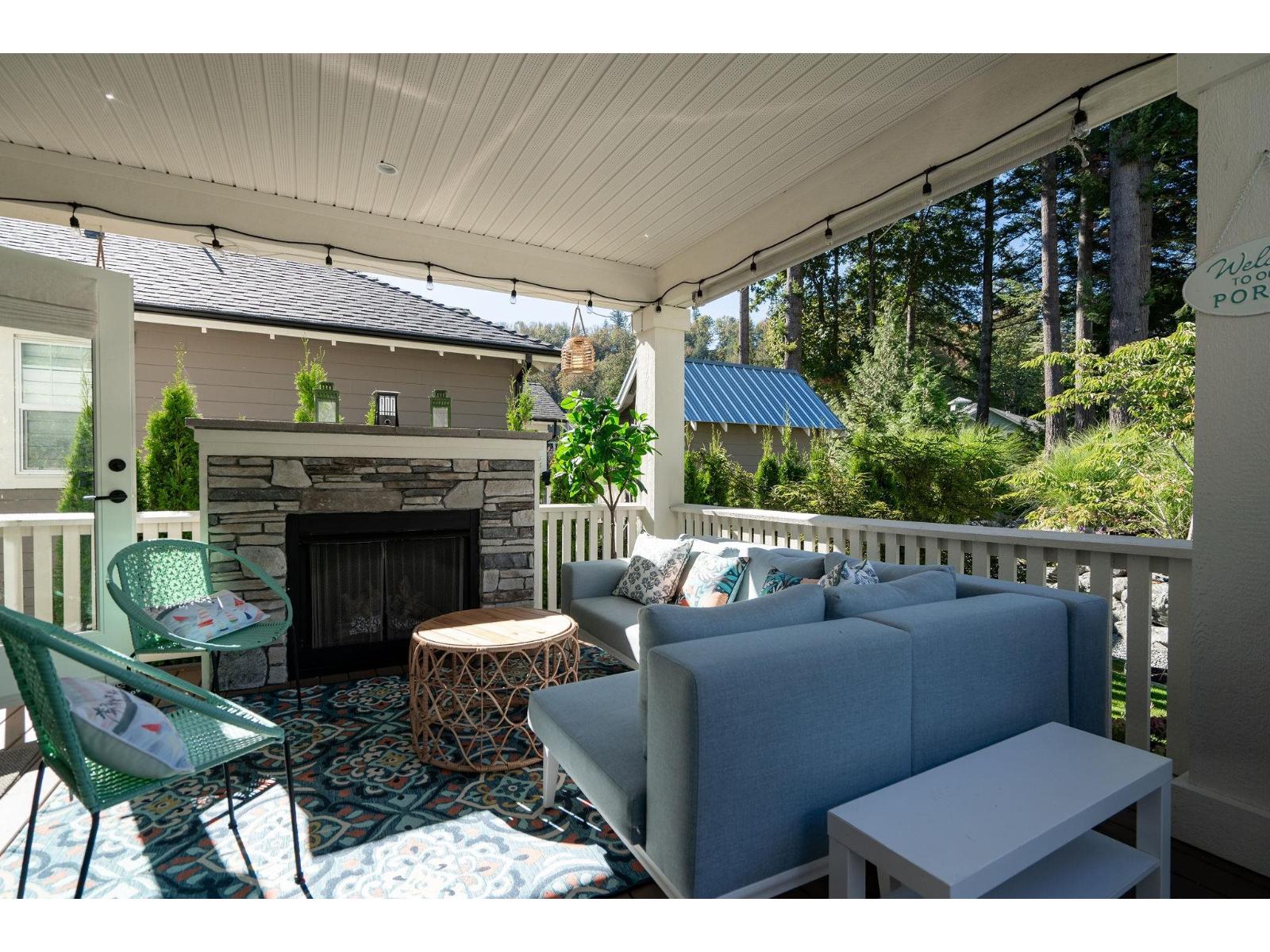 1837 Frosst Creek Crossing, Cultus Lake South, Cultus Lake, British Columbia  V2R 4X2 - Photo 24 - R3143553