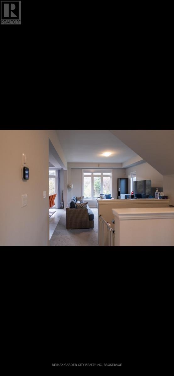 20 - 4552 Portage Road, Niagara Falls, Ontario  L2E 6A8 - Photo 4 - X13541374