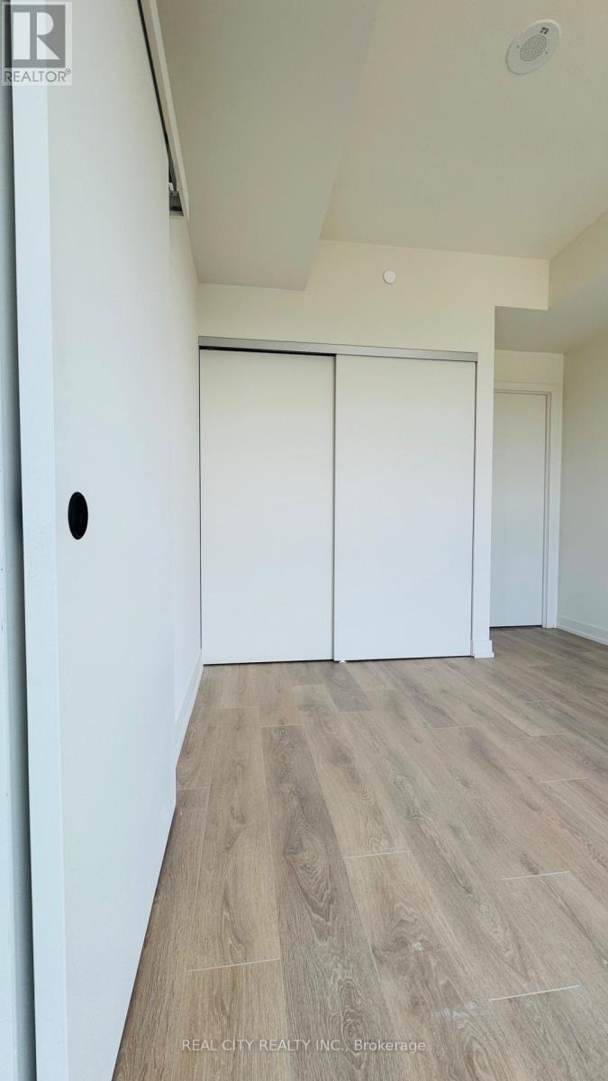 701 - 181 Sterling Road, Toronto, Ontario  M6R 2B2 - Photo 11 - C13541360