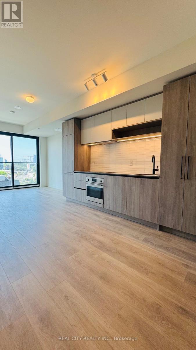 701 - 181 Sterling Road, Toronto, Ontario  M6R 2B2 - Photo 4 - C13541360