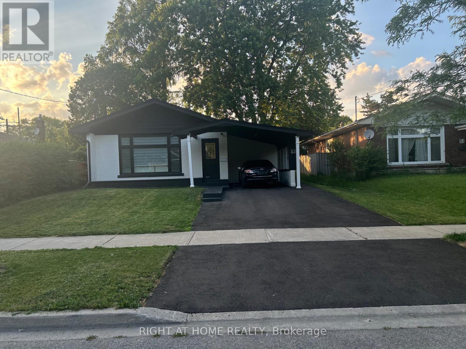 53 GAIETY DRIVE, Toronto, Ontario
