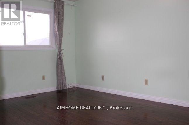 Upper - 137 Irenemount Crescent, Markham, Ontario  L3S 3C2 - Photo 15 - N13541350