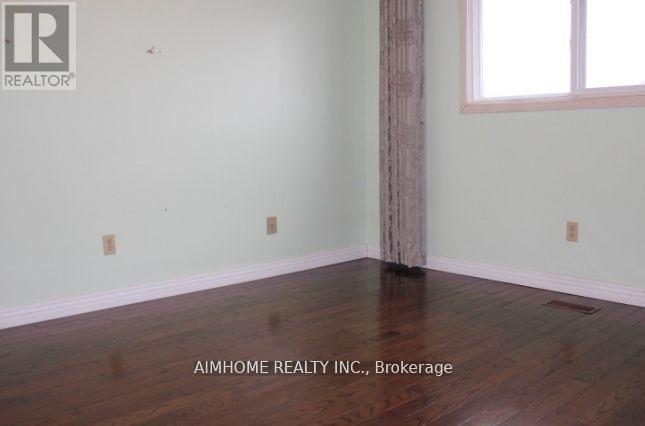 Upper - 137 Irenemount Crescent, Markham, Ontario  L3S 3C2 - Photo 16 - N13541350