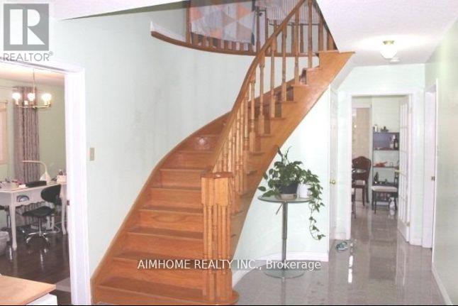 Upper - 137 Irenemount Crescent, Markham, Ontario  L3S 3C2 - Photo 2 - N13541350