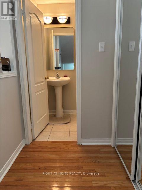 69 Crystal Glen Crescent, Brampton, Ontario  L6X 0K5 - Photo 21 - W13541346