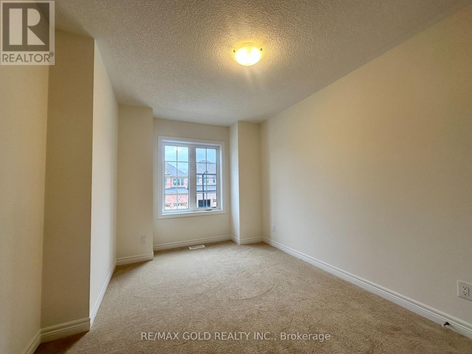 147 Broadacre Drive, Kitchener, Ontario  N2R 0S5 - Photo 23 - X13497908