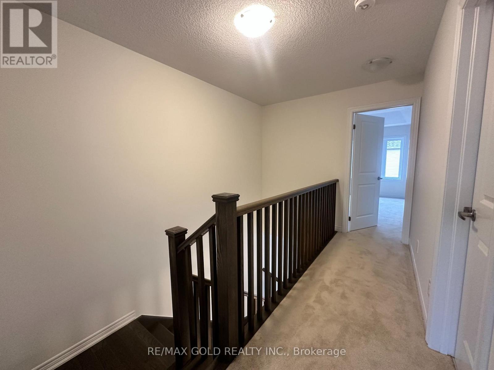 147 Broadacre Drive, Kitchener, Ontario  N2R 0S5 - Photo 24 - X13497908