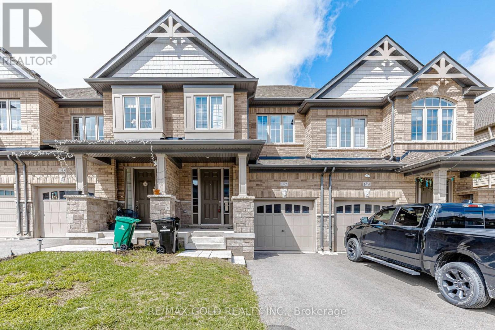 147 Broadacre Drive, Kitchener, Ontario  N2R 0S5 - Photo 3 - X13497908