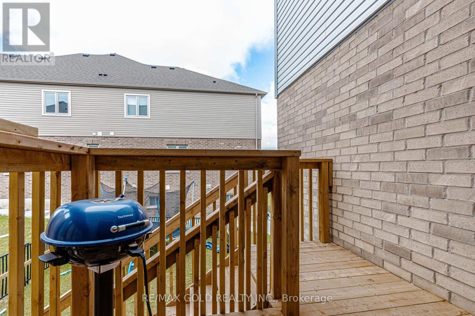 147 Broadacre Drive, Kitchener, Ontario  N2R 0S5 - Photo 5 - X13497908