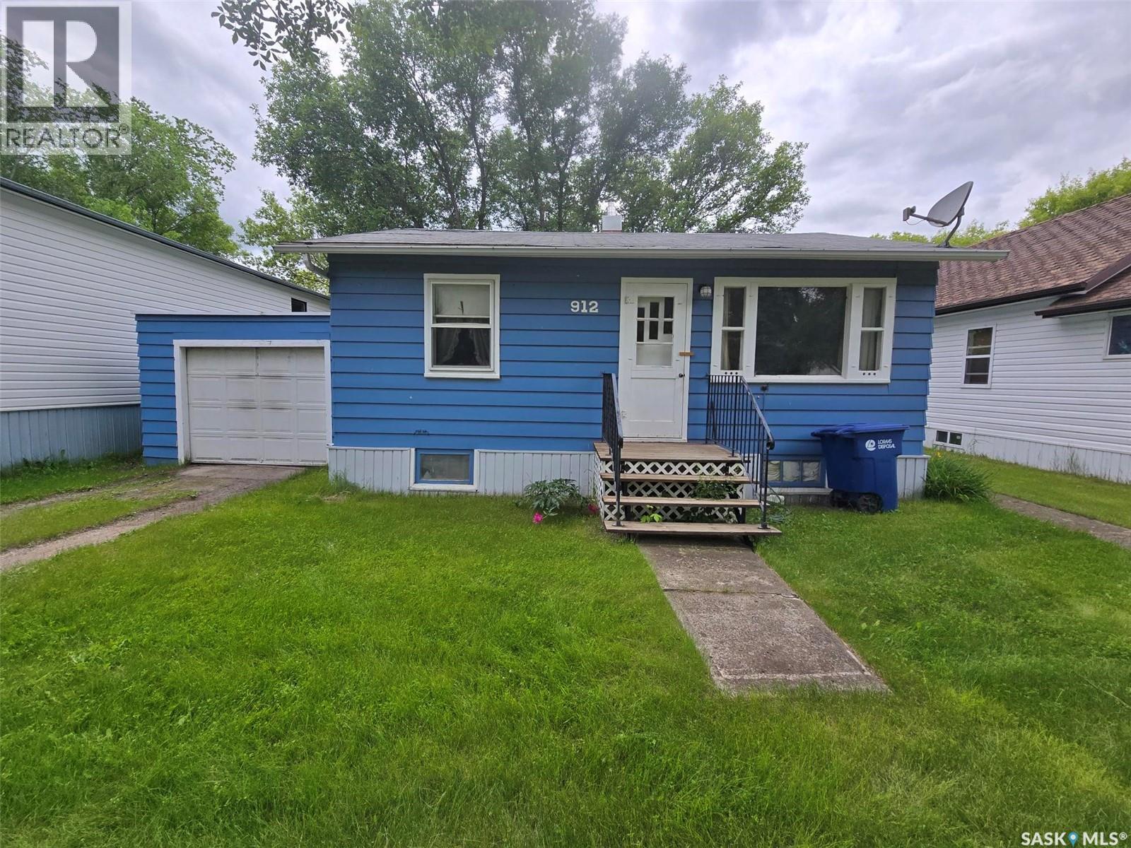 912 Pacific STREET, Grenfell, Saskatchewan