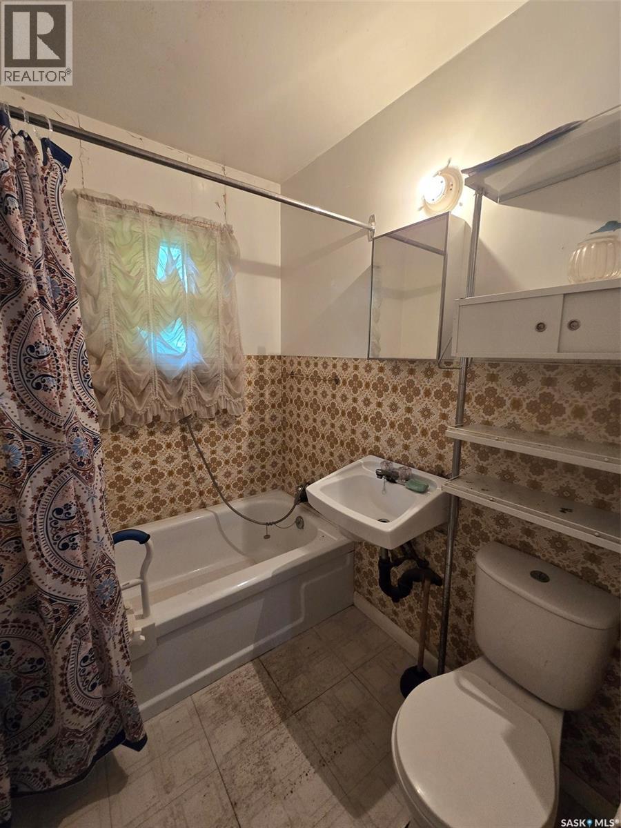 912 Pacific Street, Grenfell, Saskatchewan  S0G 2B0 - Photo 18 - SK042044