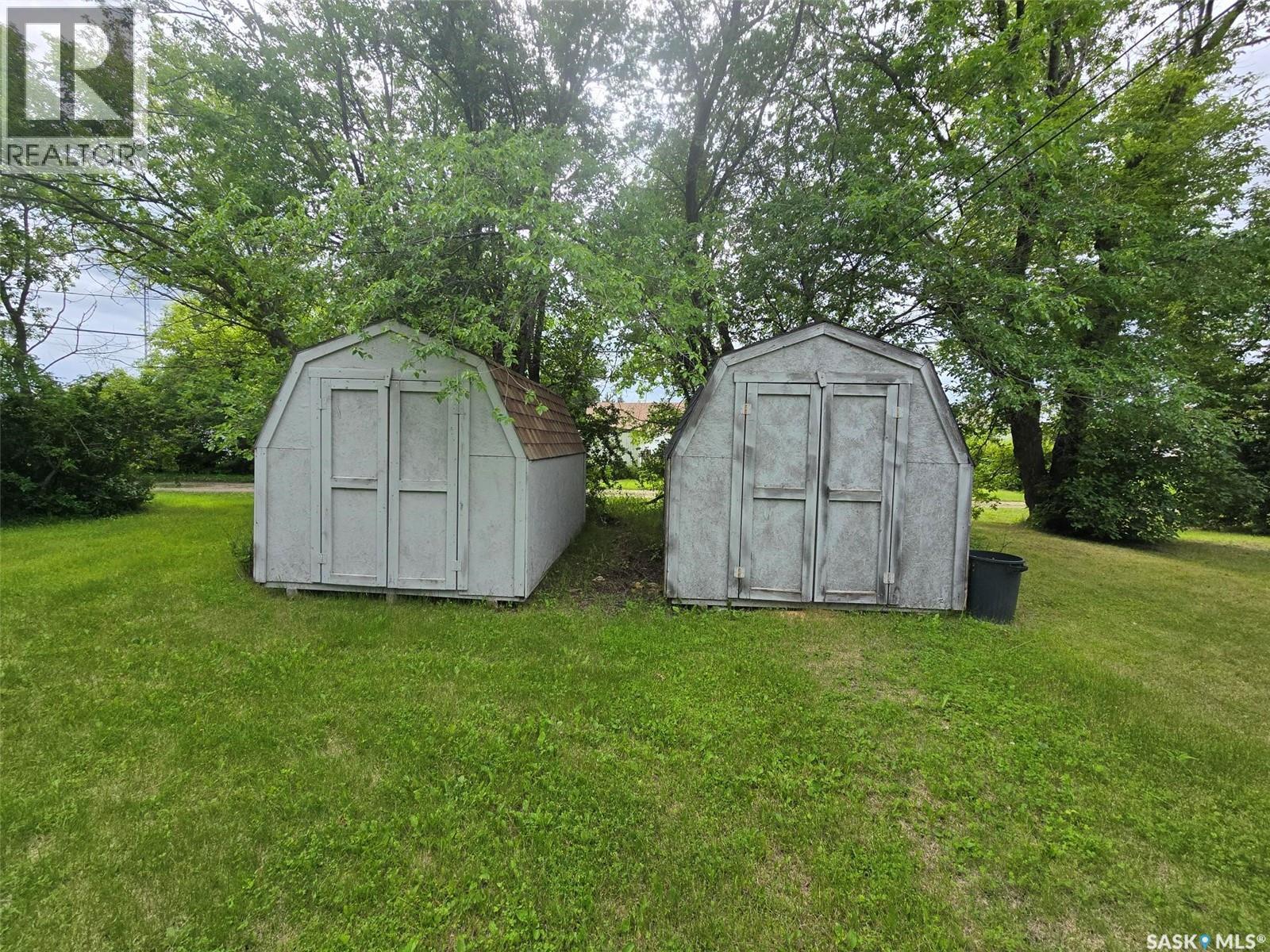 912 Pacific Street, Grenfell, Saskatchewan  S0G 2B0 - Photo 2 - SK042044