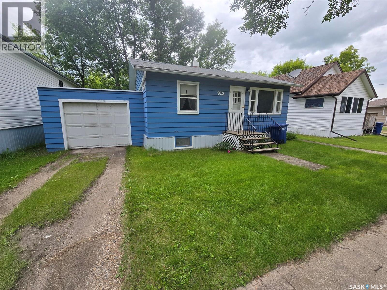 912 Pacific Street, Grenfell, Saskatchewan  S0G 2B0 - Photo 42 - SK042044