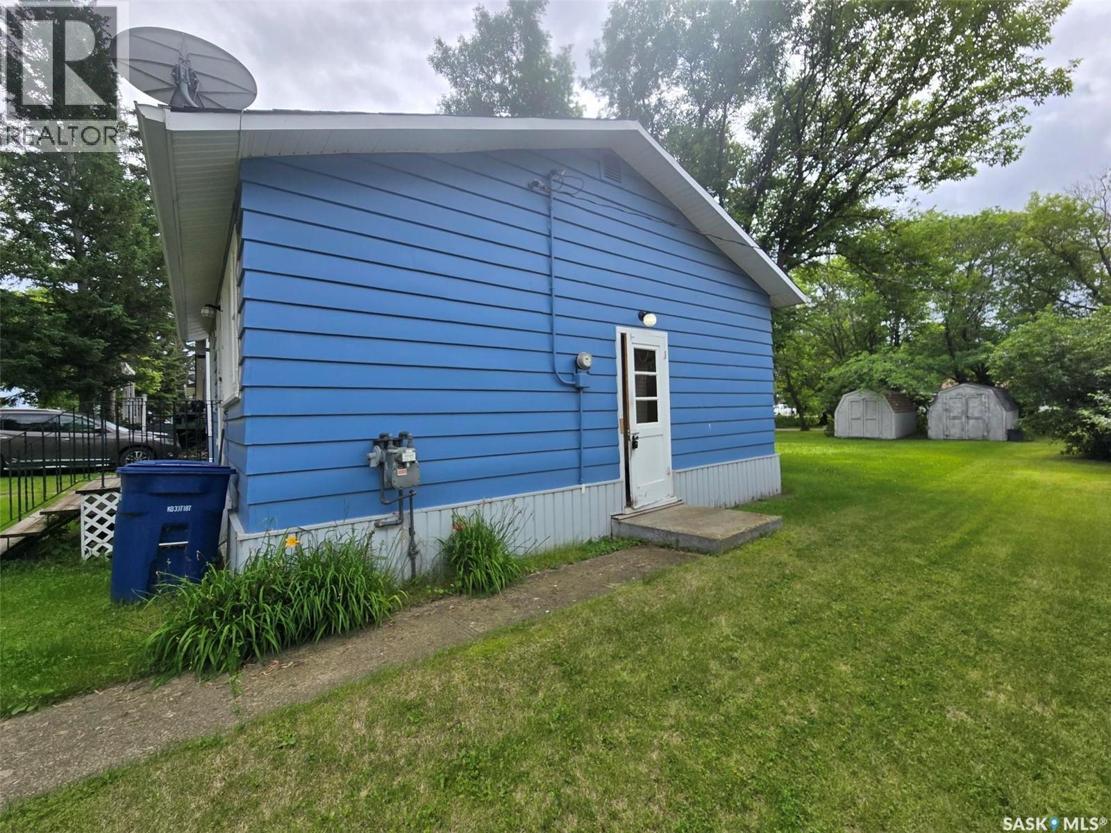 912 Pacific Street, Grenfell, Saskatchewan  S0G 2B0 - Photo 43 - SK042044