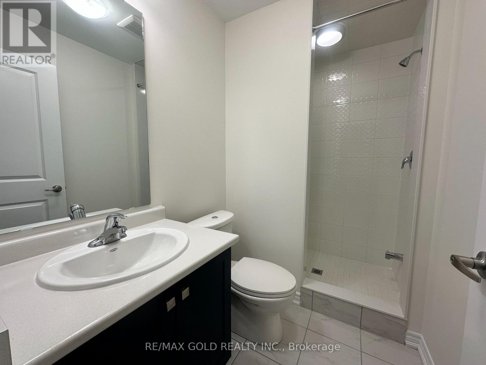147 Broadacre Drive, Kitchener, Ontario  N2R 0S5 - Photo 10 - X13236668