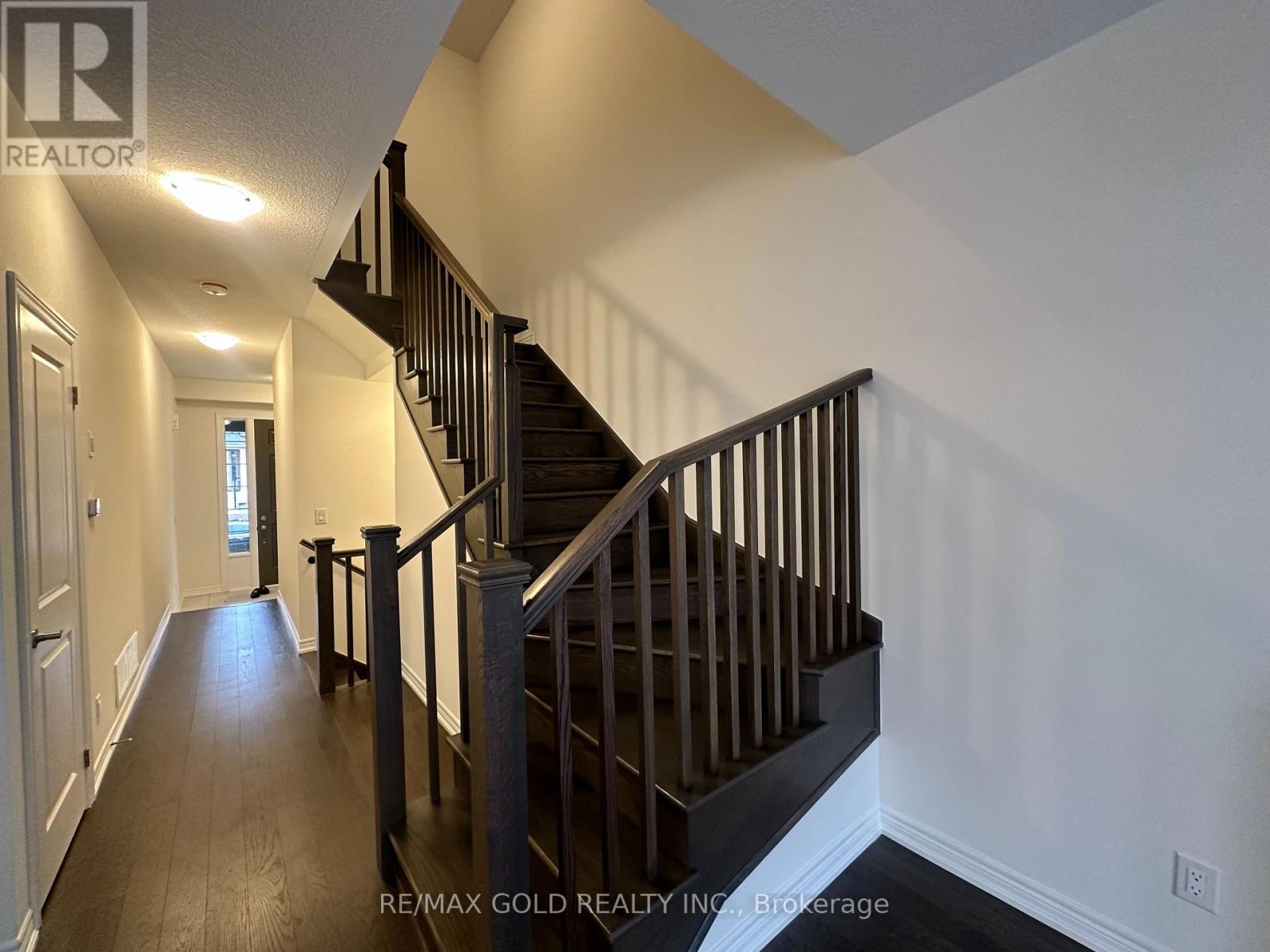 147 Broadacre Drive, Kitchener, Ontario  N2R 0S5 - Photo 15 - X13236668