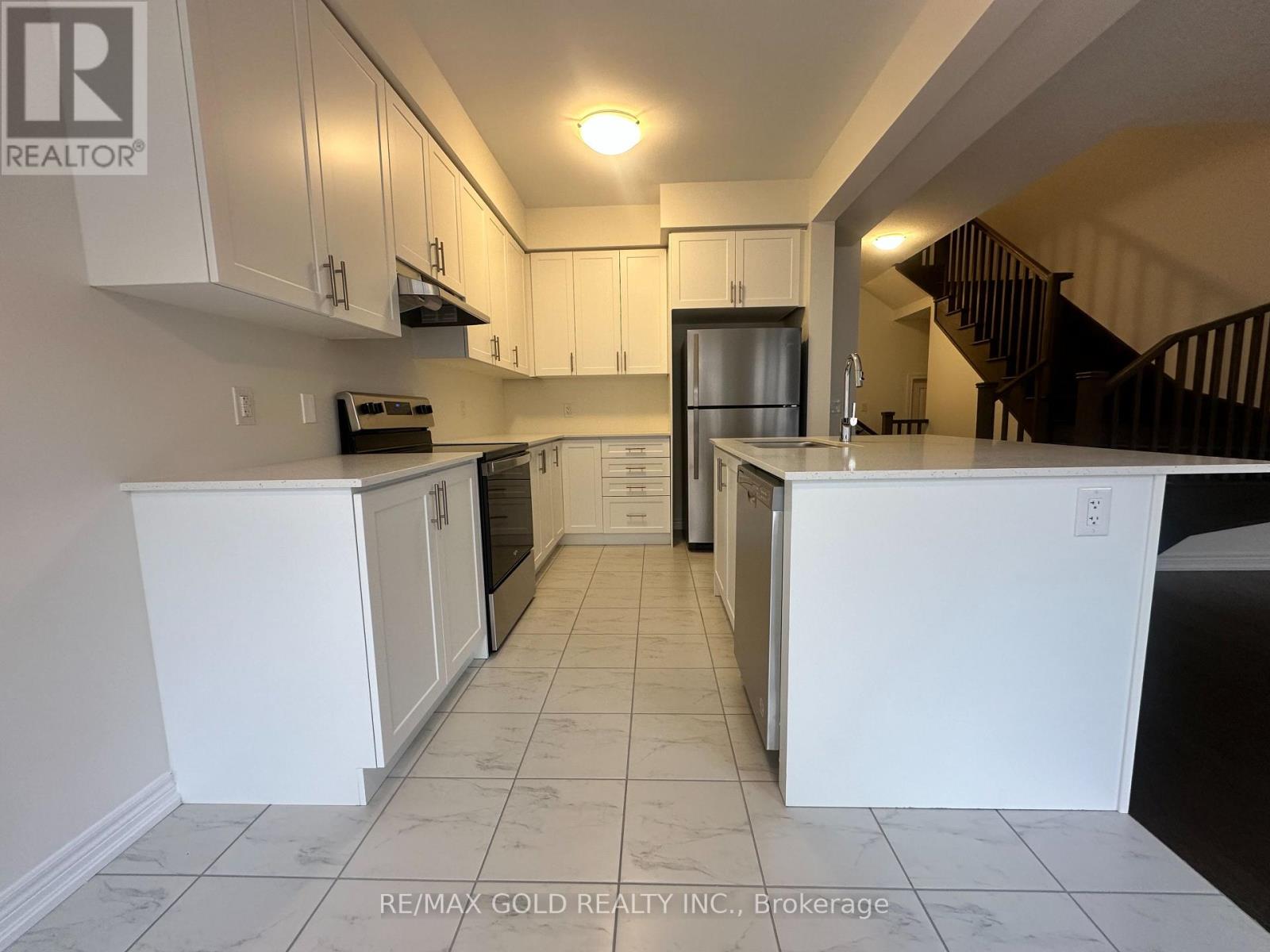 147 Broadacre Drive, Kitchener, Ontario  N2R 0S5 - Photo 5 - X13236668