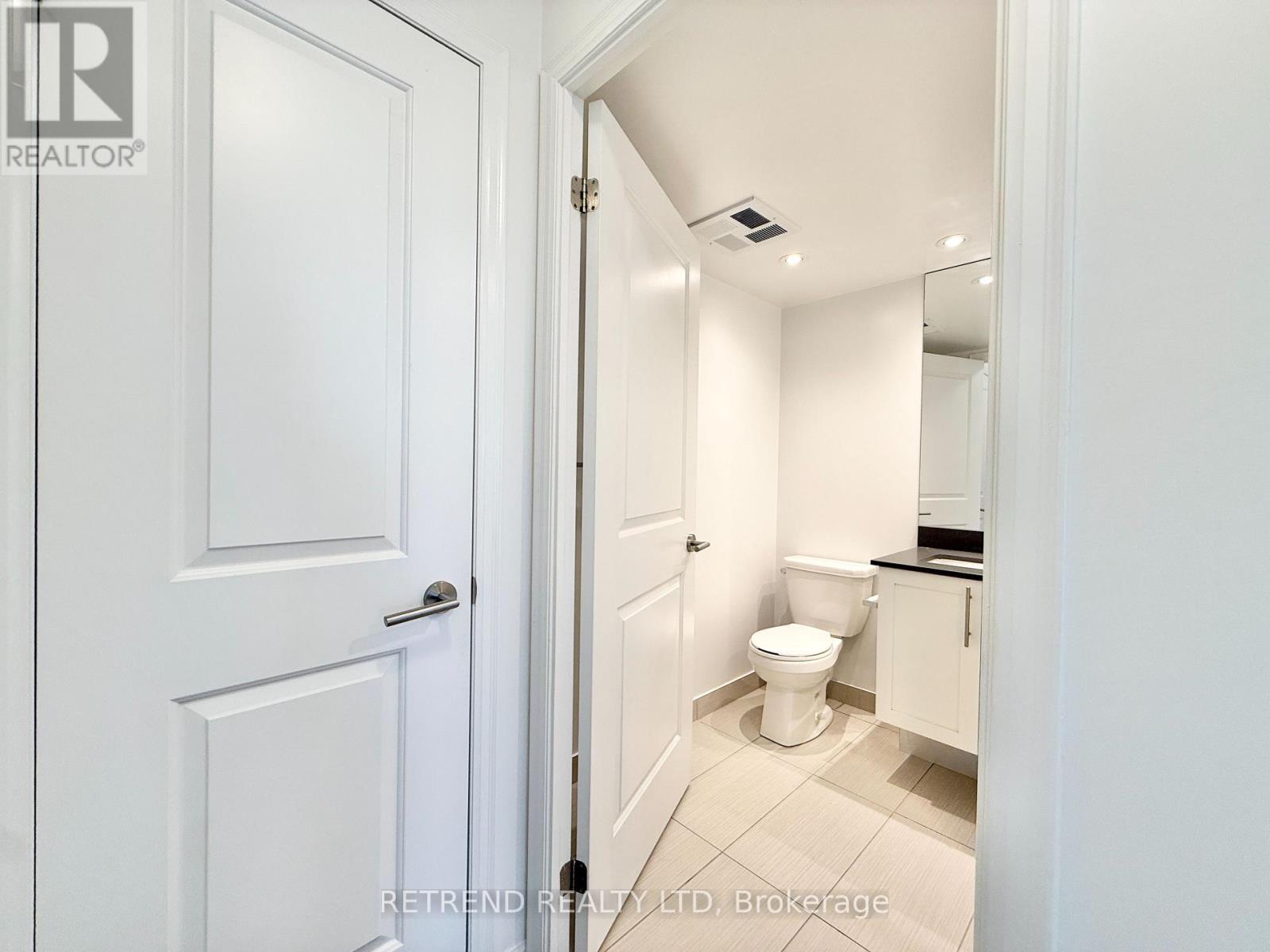 2204 - 400 Adelaide Street E, Toronto, Ontario  M5A 4S3 - Photo 18 - C13541418